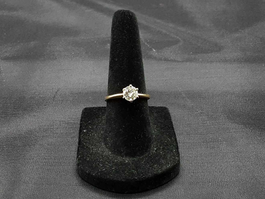 Women's Ring - Solitaire - Yellow Gold 14k (.585) 2 grams Size 6.5
