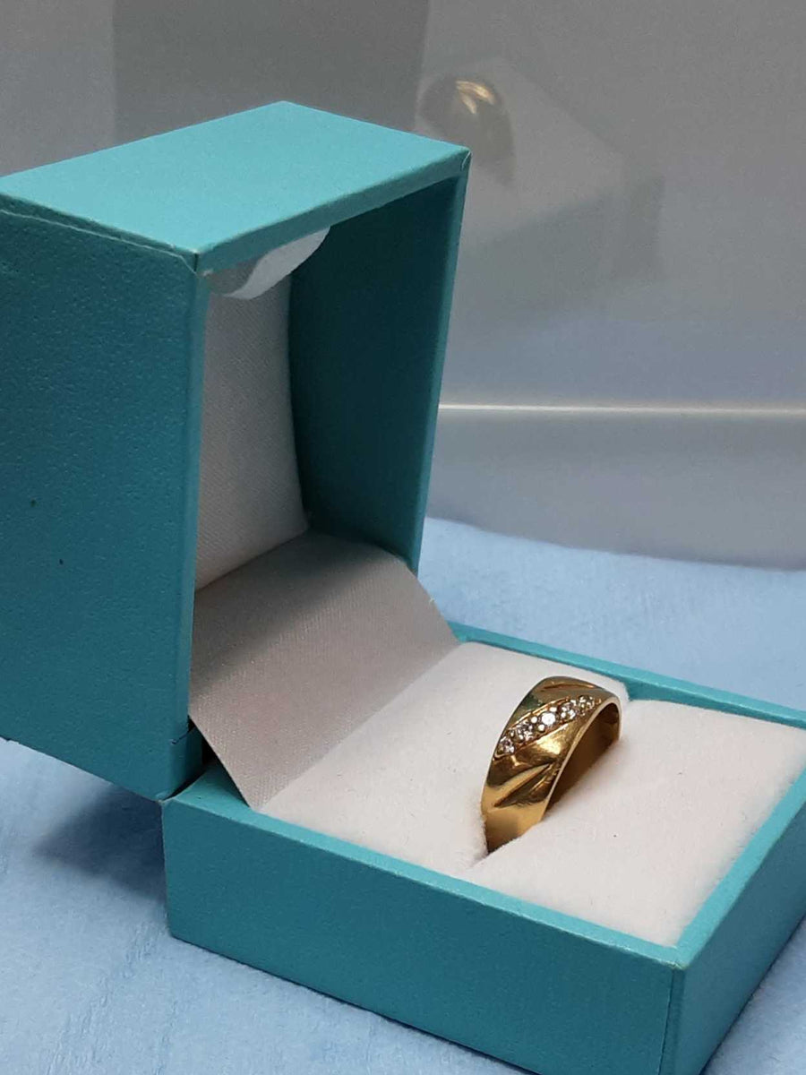 Ring - Wedding Band - Yellow Gold 14k (.585) 3.8 grams Size 7.5