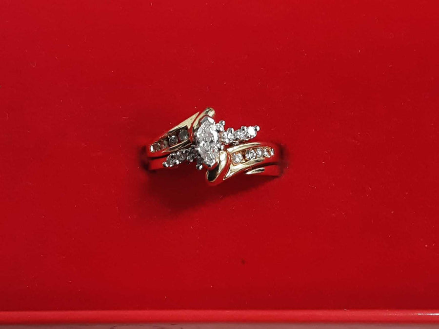 Ring - Wedding Set - Yellow Gold 14k (.585) 6 grams Size 6