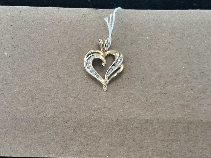 Symbol Pendant - White Gold 10k (.417) 2 grams