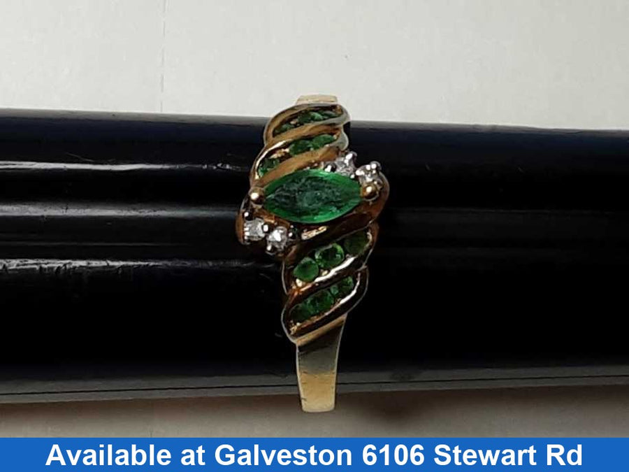Women's Ring - Yellow Gold 14k (.585) 2.7 grams Size 7