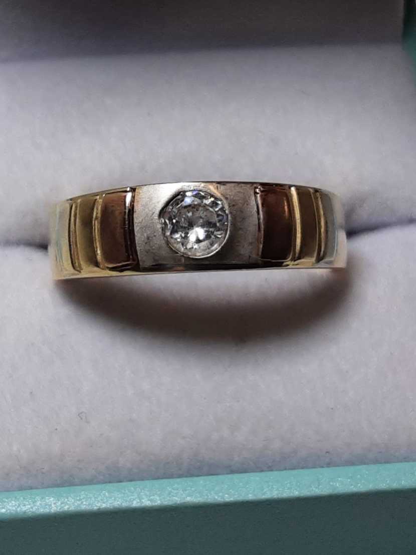 Ring - Wedding Band - Tricolor Gold 14k (.585) 5.3 grams Size 11