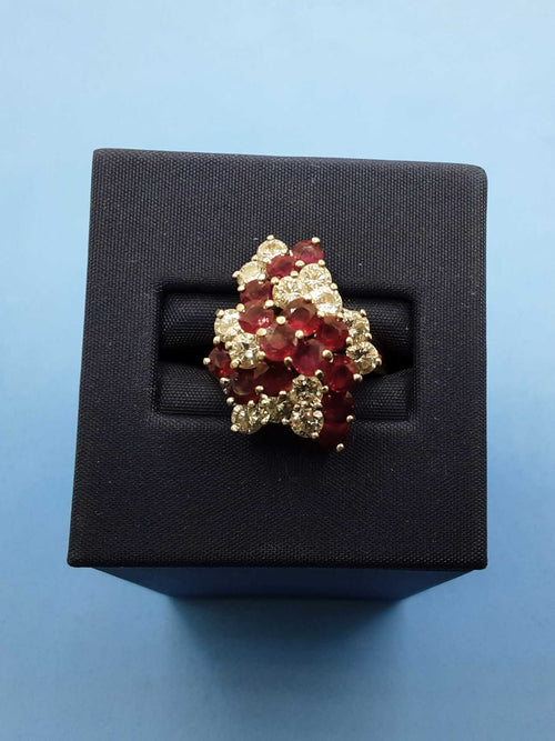 Women's Ring - Yellow Gold 14k (.585) 8.2 grams Size 8