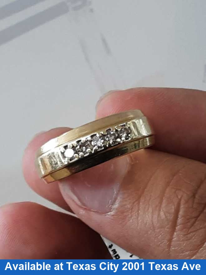 Men's Ring - Yellow Gold 14k (.585) 5.2 grams Size 10