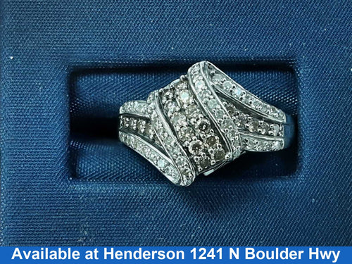 Women's Ring - White Gold 10k (.417) 3.3 grams Size 20