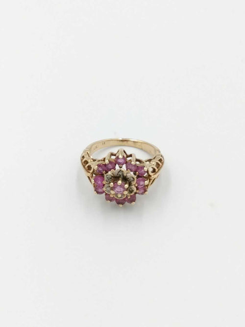 Women's Ring - Yellow Gold 10k (.417) 3.4 grams Size 5.5