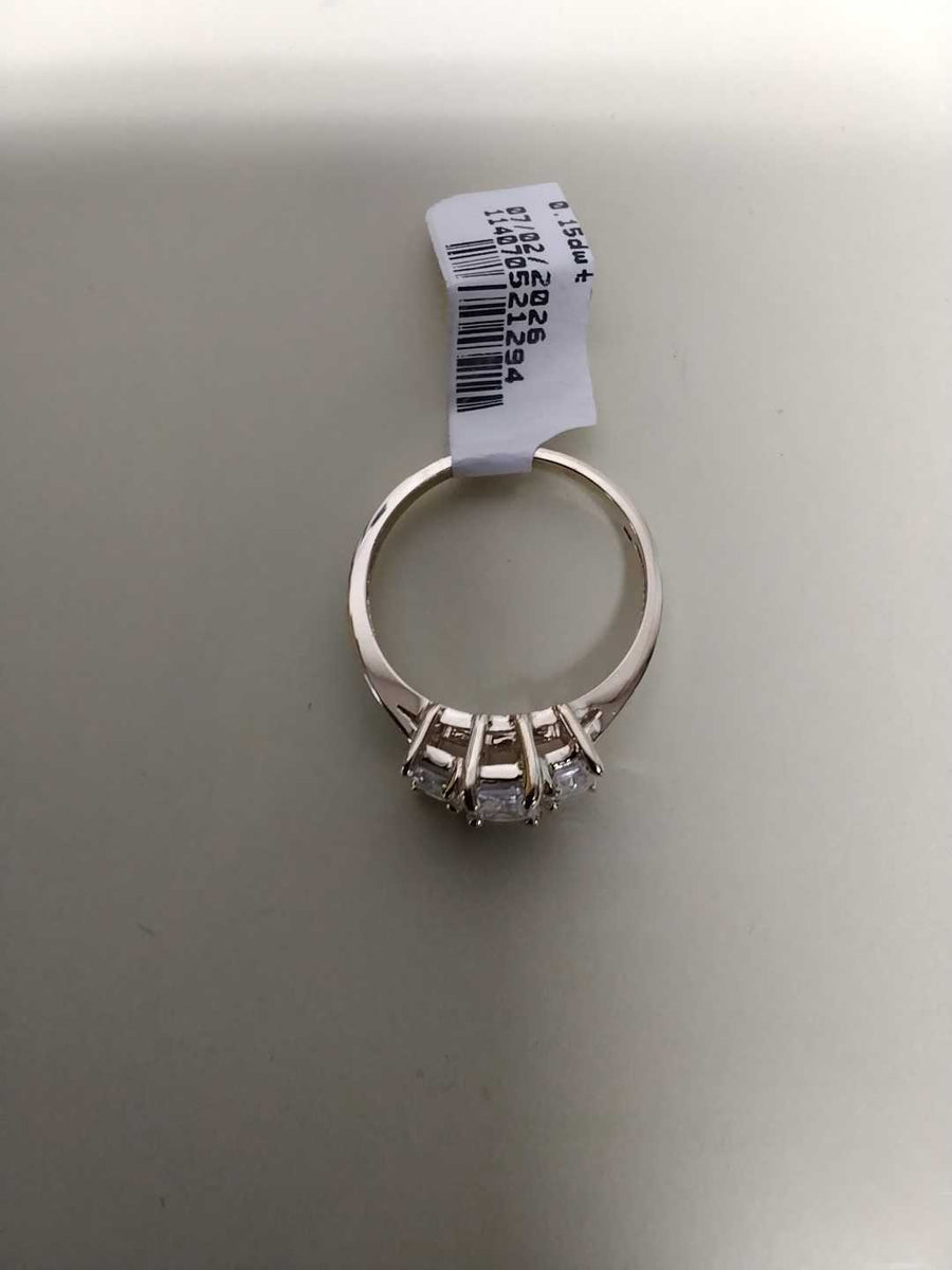 Women's Ring - Yellow Gold 14k (.585) 2.2 grams Size 7.5