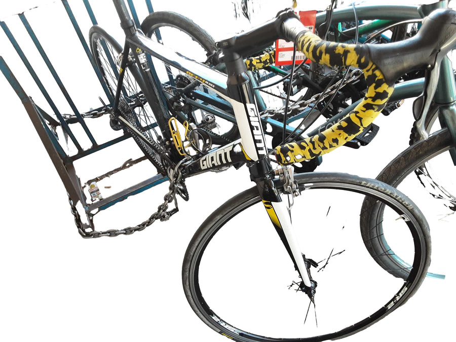 Giant Advanced 2 Yellow Road Bike