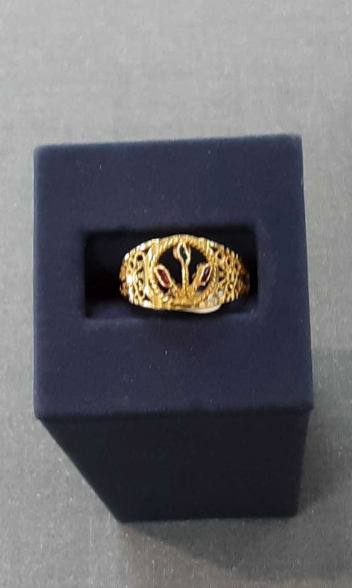 Women's Ring - Yellow Gold 18k (.750) 2.8 grams Size 7.5