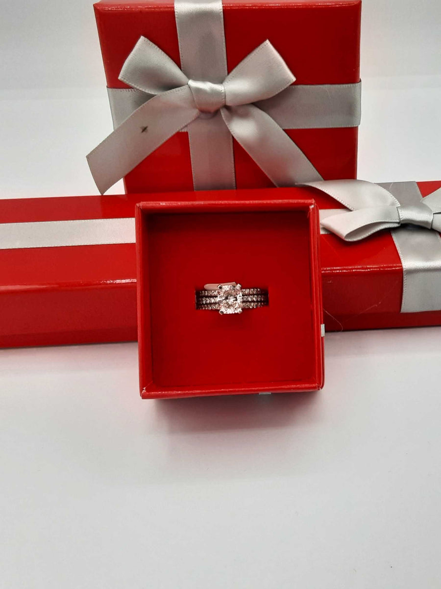 Women's Ring - Anniversary - White Gold 14k (.585) 5.5 grams Size 5
