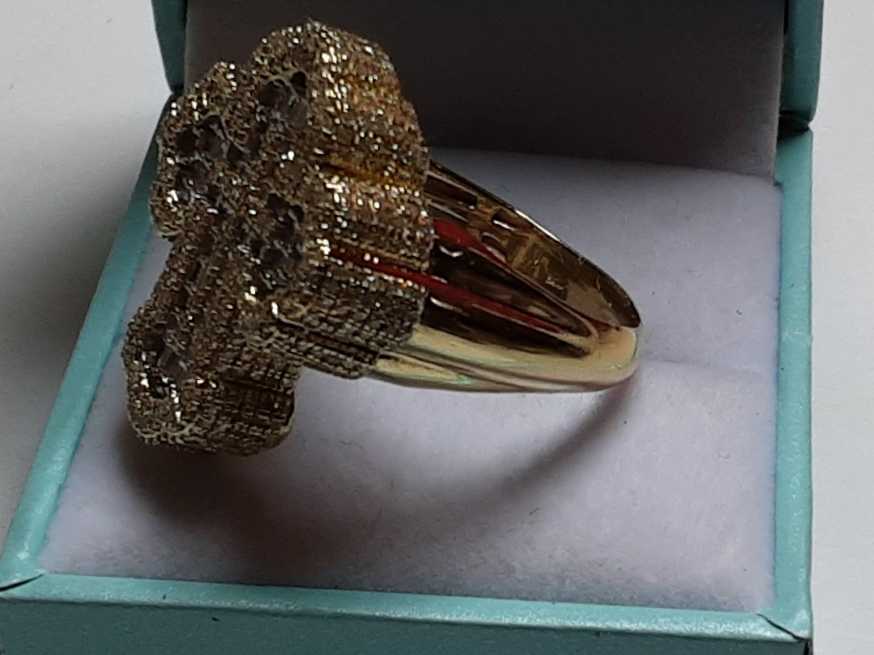 Men's Ring - Yellow Gold 10k (.417) 11.7 grams Size 10.5