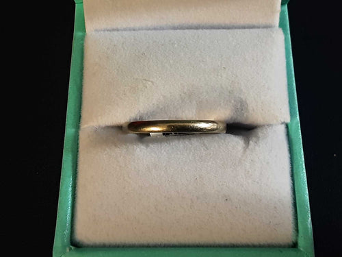 Ring - Wedding Band - White Gold 10k (.417) 1.3 grams Size 8