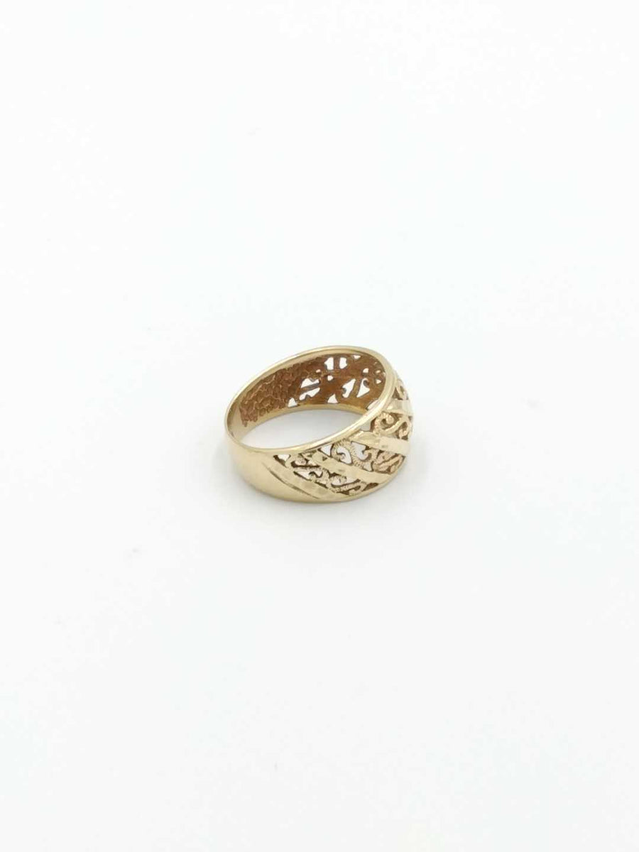 Women's Ring - Yellow Gold 14k (.585) 4.7 grams Size 9