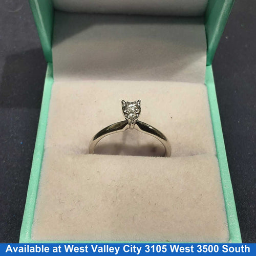 Women's Ring - White Gold 10k (.417) 2.1 grams Size 7