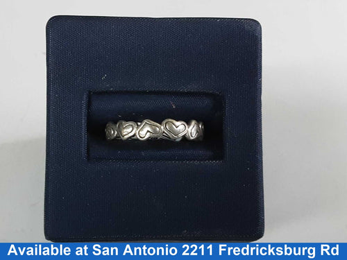 Women's Ring - Silver 1.8 grams Size 7.5