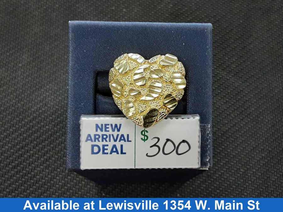 Women's Ring - Yellow Gold 10k (.417) 3.6 grams Size 6