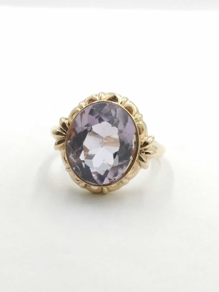 Women's Ring - Yellow Gold 14k (.585) 3.1 grams Size 5