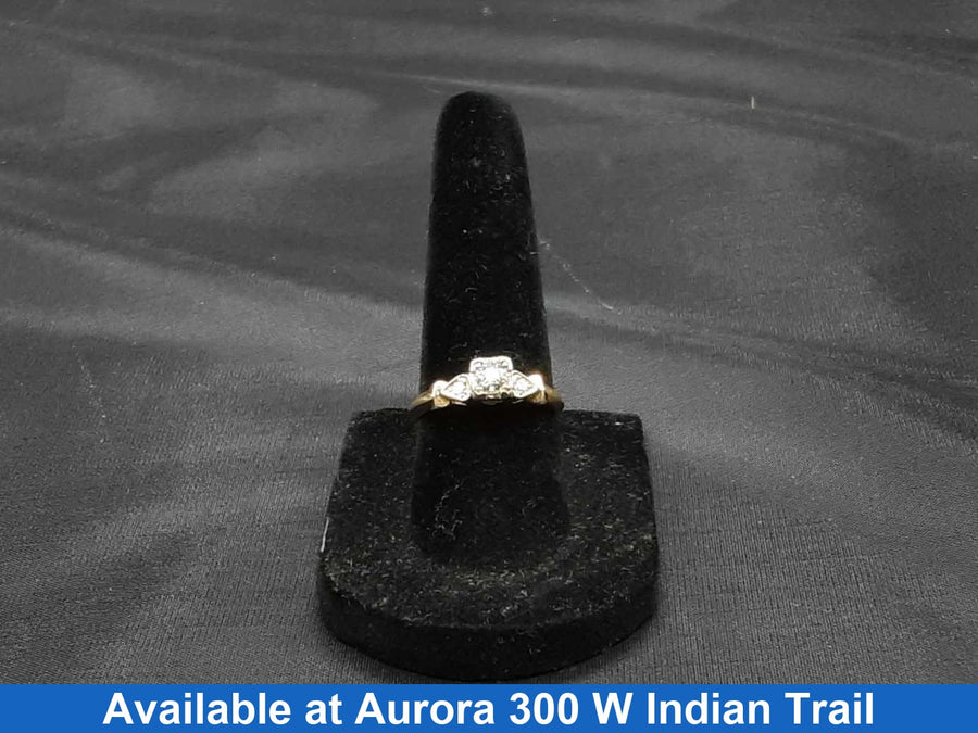Women's Ring - Yellow Gold 14k (.585) 2.2 grams Size 6.5