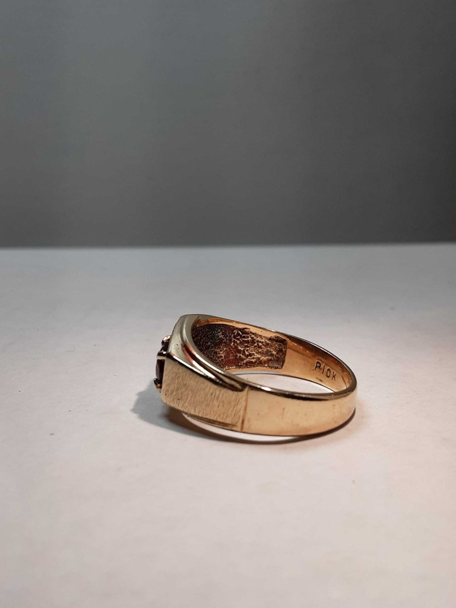 Men's Ring - Yellow Gold 10k (.417) 4.7 grams Size 10.5