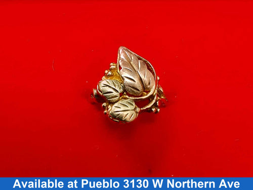 Women's Ring - Tricolor Gold 14k (.585) 3.4 grams Size 4.5