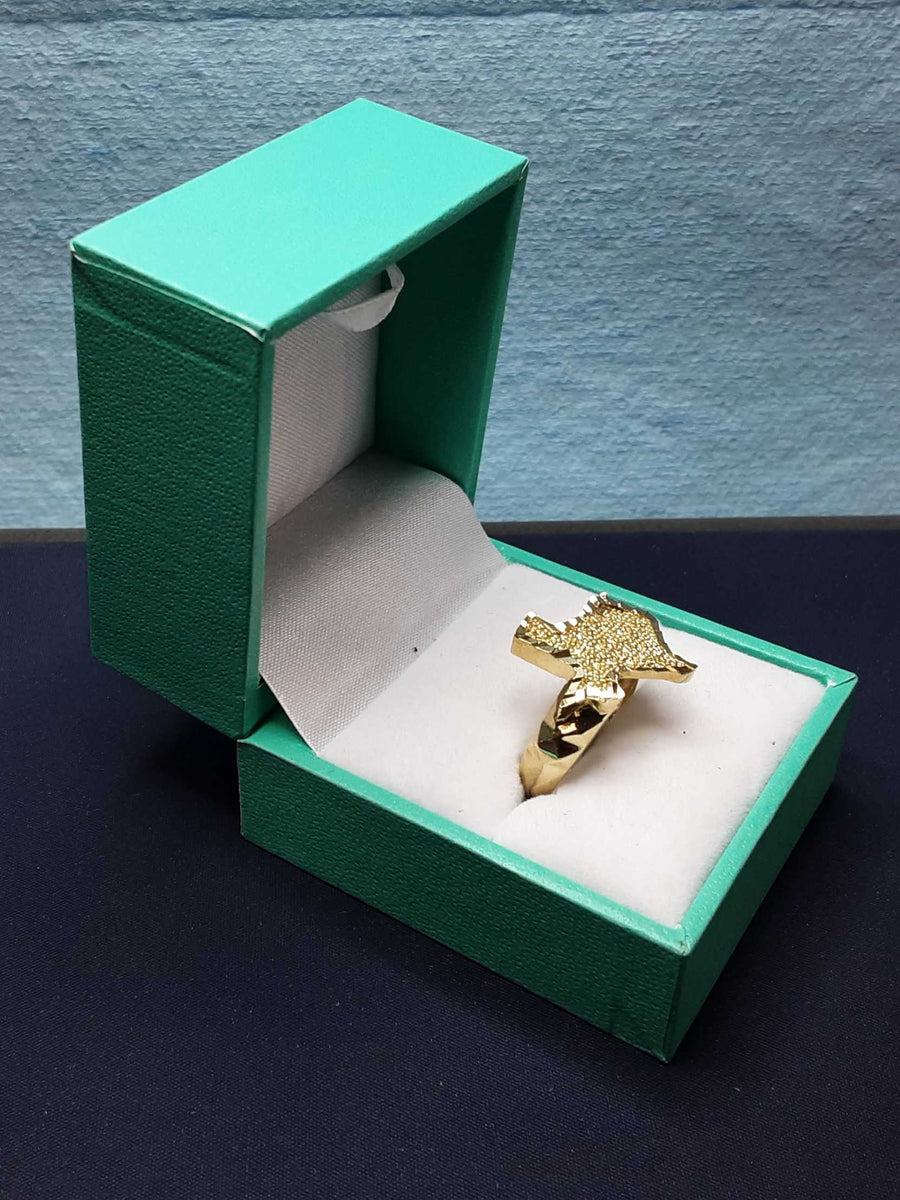 Women's Ring - Yellow Gold 10k (.417) 3.4 grams Size 7