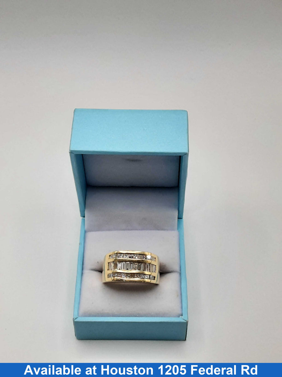 Men's Ring - Yellow Gold 14k (.585) 13.5 grams Size 10.5