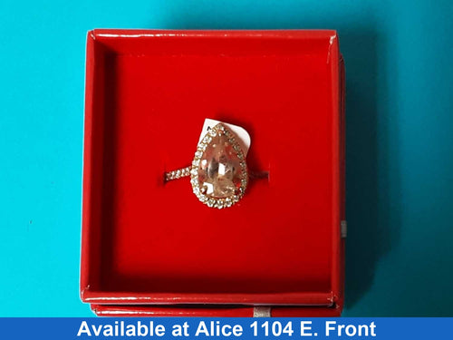 Women's Ring - Yellow Gold 14k (.585) 4 grams Size 6