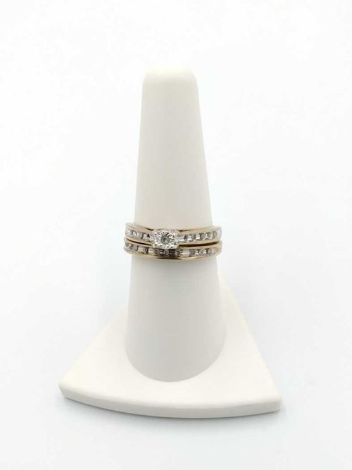 Women's Ring - Yellow Gold 10k (.417) 3.9 grams Size 8