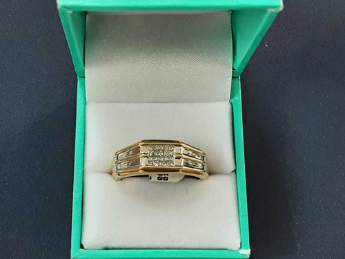 Men's Ring - Yellow Gold 10k (.417) 5.1 grams Size 12