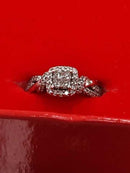 Women's Ring - White Gold 10k (.417) 4.2 grams Size 7.5