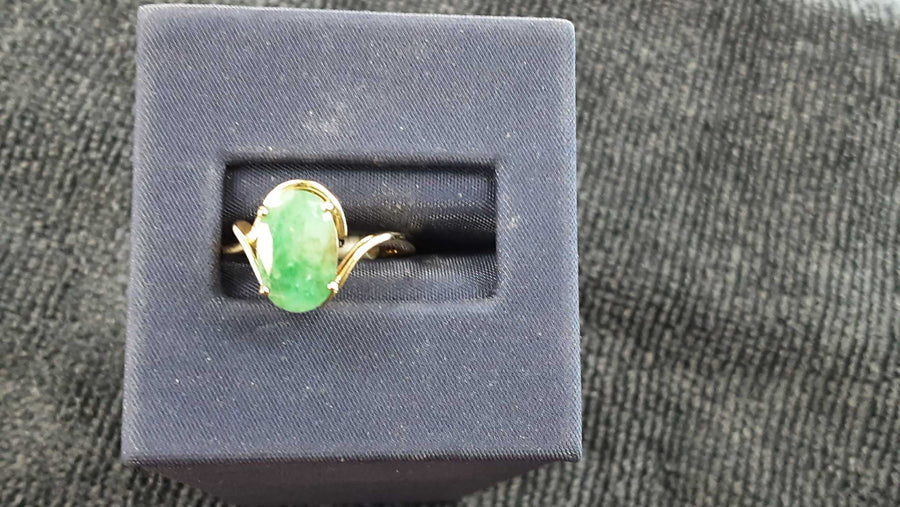 Women's Ring - Solitaire - Yellow Gold 14k (.585) 2.5 grams Size 7