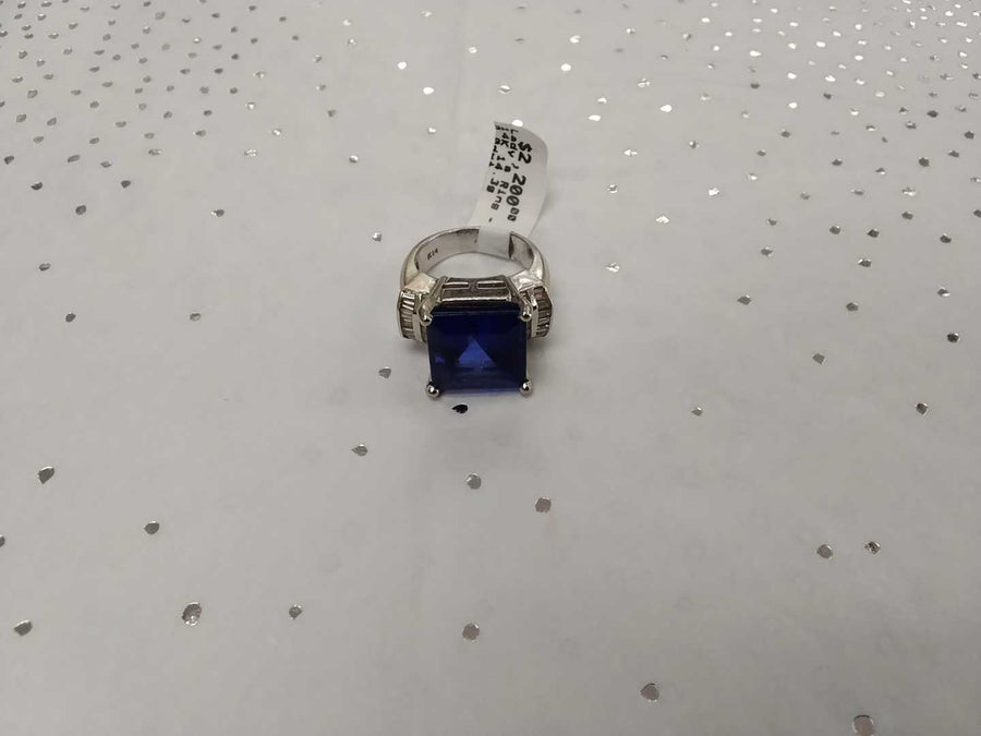 Women's Ring - White Gold 14k (.585) 14.3 grams Size