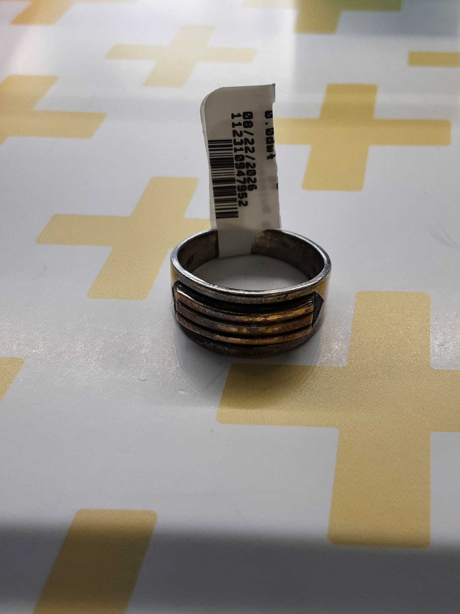 Ring - Wedding Band - Silver 6.8 grams Size 8
