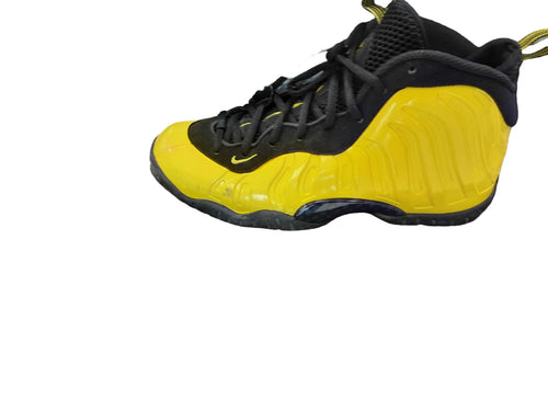 Nike 644791-701 Yellow