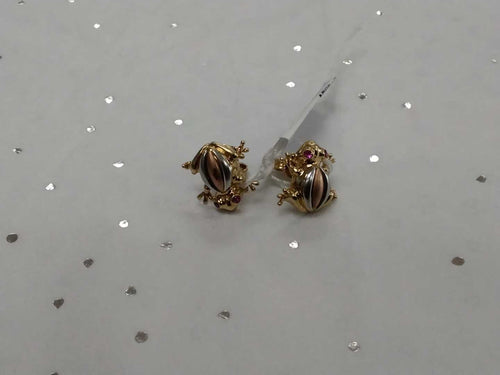 Earrings - Tricolor Gold 10k (.417) 4.3 grams
