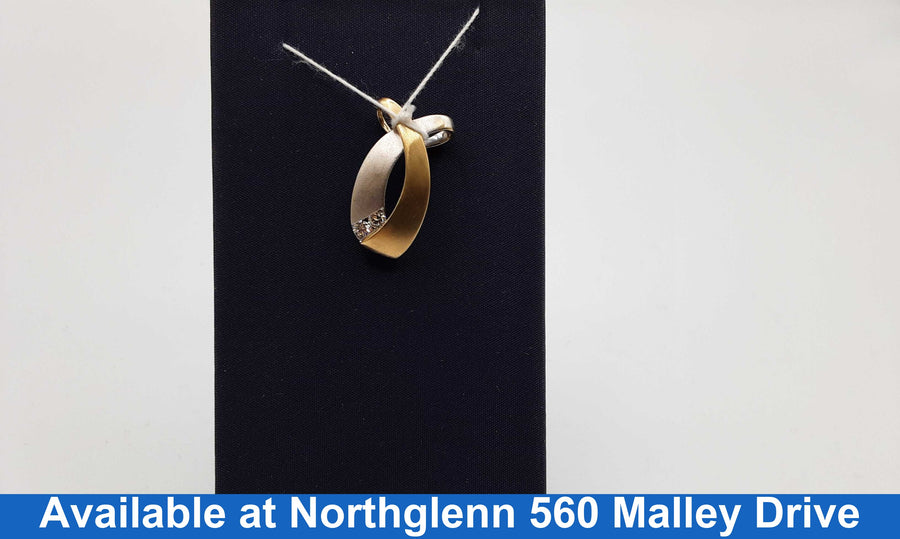 Diamond Pendant - Tricolor Gold 18k (.750) 3.7 grams