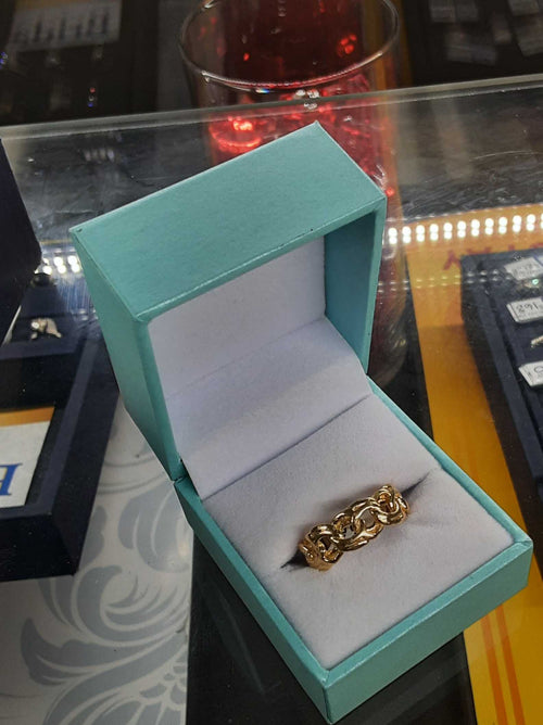 Women's Ring - Yellow Gold 14k (.585) 5.4 grams Size 20