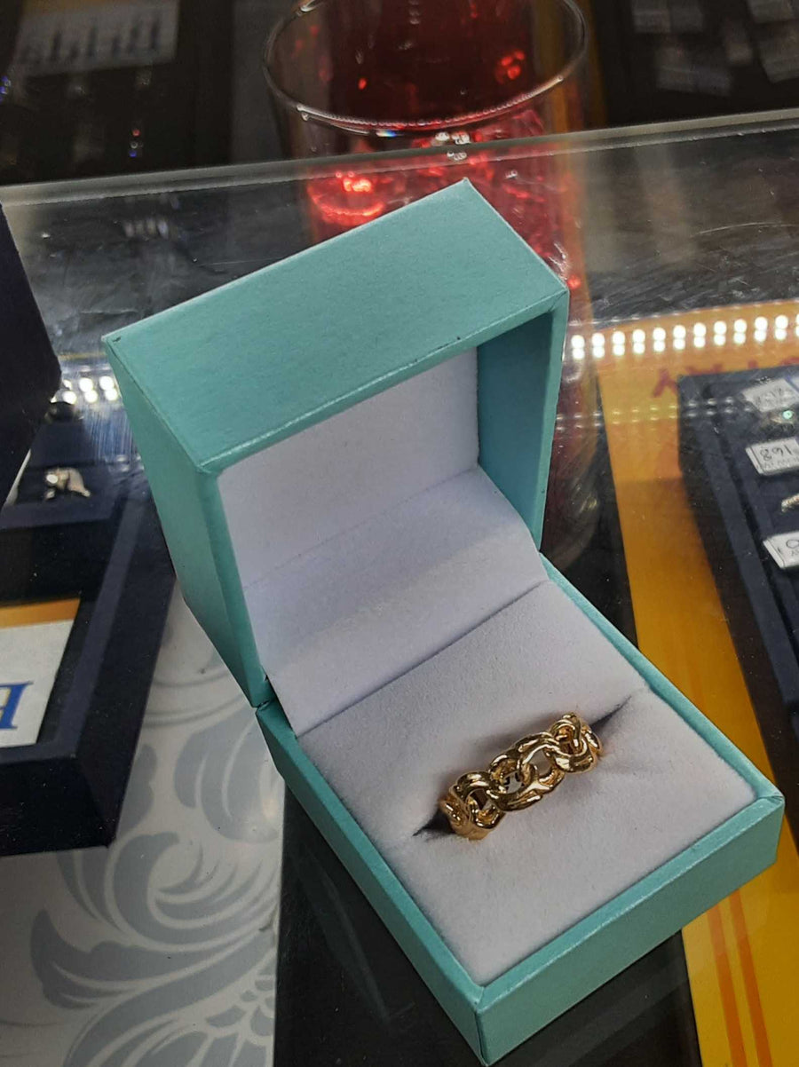 Women's Ring - Yellow Gold 14k (.585) 5.4 grams Size 20