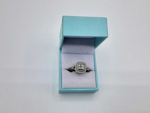Women's Ring - White Gold 10k (.417) 5.6 grams Size 8.5