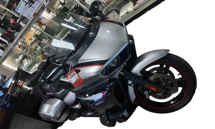 Yamaha Star Eluder Gray Motorcycle