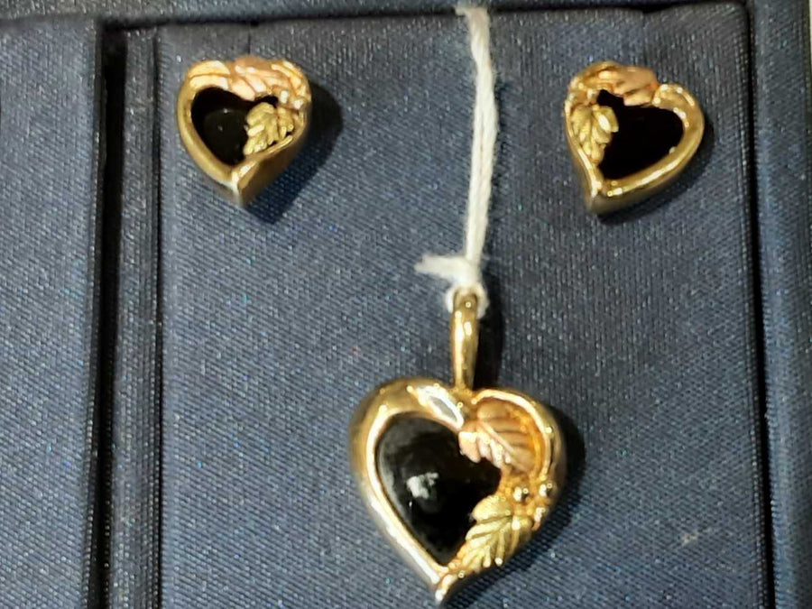 Ensemble - Yellow Gold 10k (.417) 4 grams