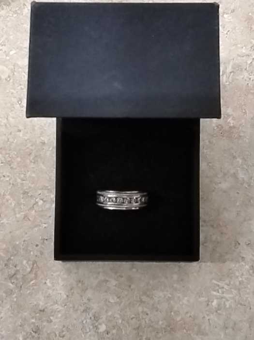 Ring - Wedding Band - White Gold 14k (.585) 8.4 grams Size 20