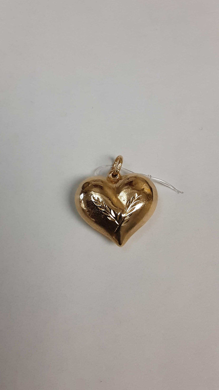 Symbol Pendant - Yellow Gold 10k (.417) 2.4 grams