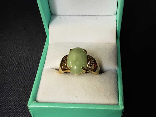 Women's Ring - Solitaire - Yellow Gold 14k (.585) 5.2 grams Size 8.5