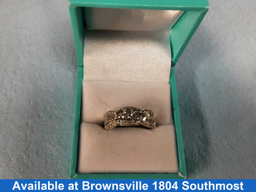 Women's Ring - White Gold 10k (.417) 3.9 grams Size 8.5