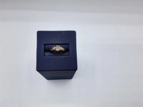 Women's Ring - Yellow Gold 10k (.417) 1.5 grams Size 4.5