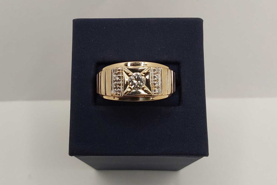 Men's Ring - Yellow Gold 14k (.585) 7.48 grams Size 12