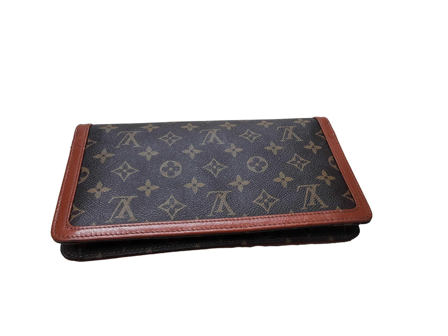 Louis Vuitton Clutch Brown Purse / Handbag