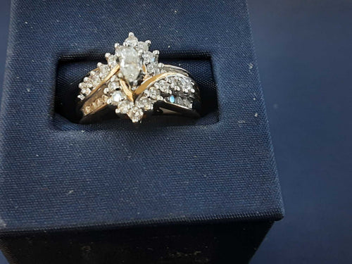 Women's Ring - Yellow Gold 14k (.585) 6.9 grams Size 7.5