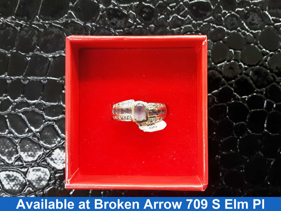 Women's Ring - Yellow Gold 10k (.417) 2.5 grams Size 7